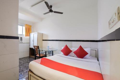 Sanpada Hotel | Hotel O Akshaya Lodging