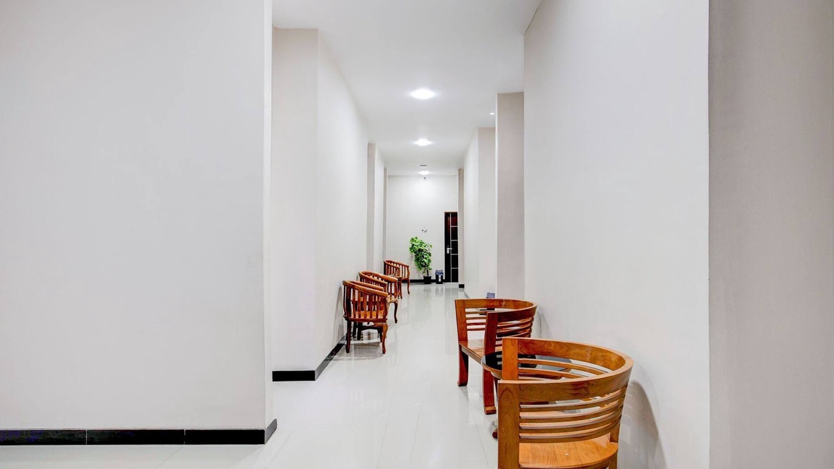 Balikpapan Hotel | Hotel O Balikpapan near Siloam Hospital formerly Syafla Guest House