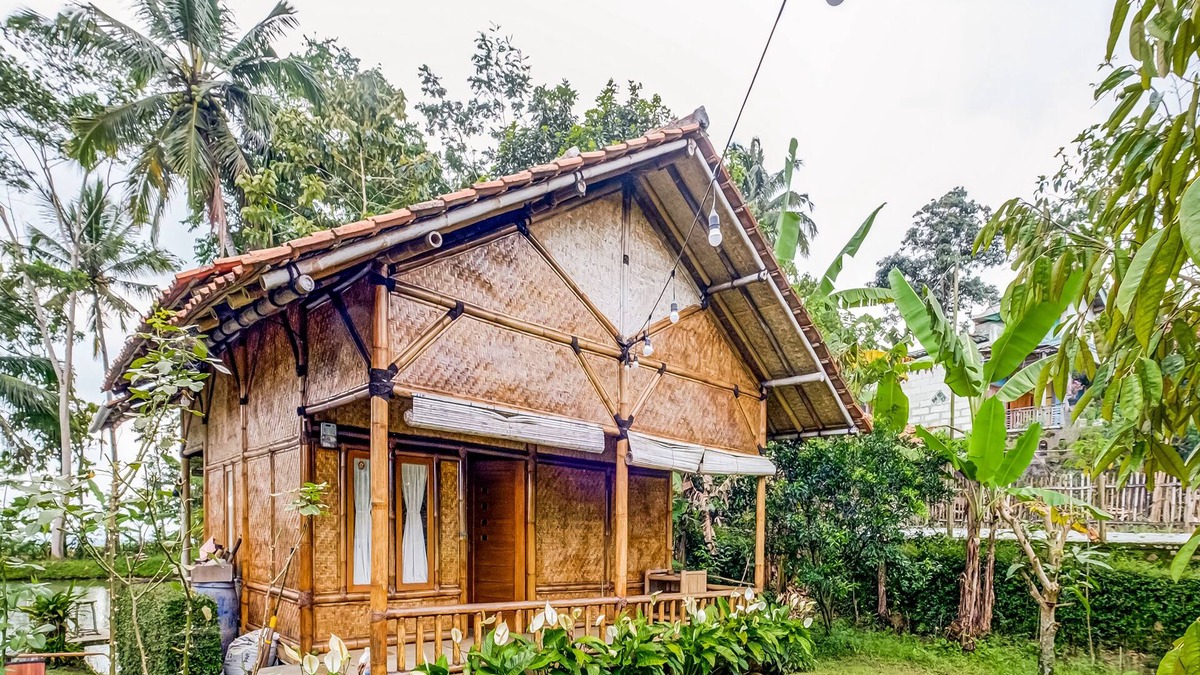 Cisayong Hotel | Hotel O Desa Wisata Santanamekar