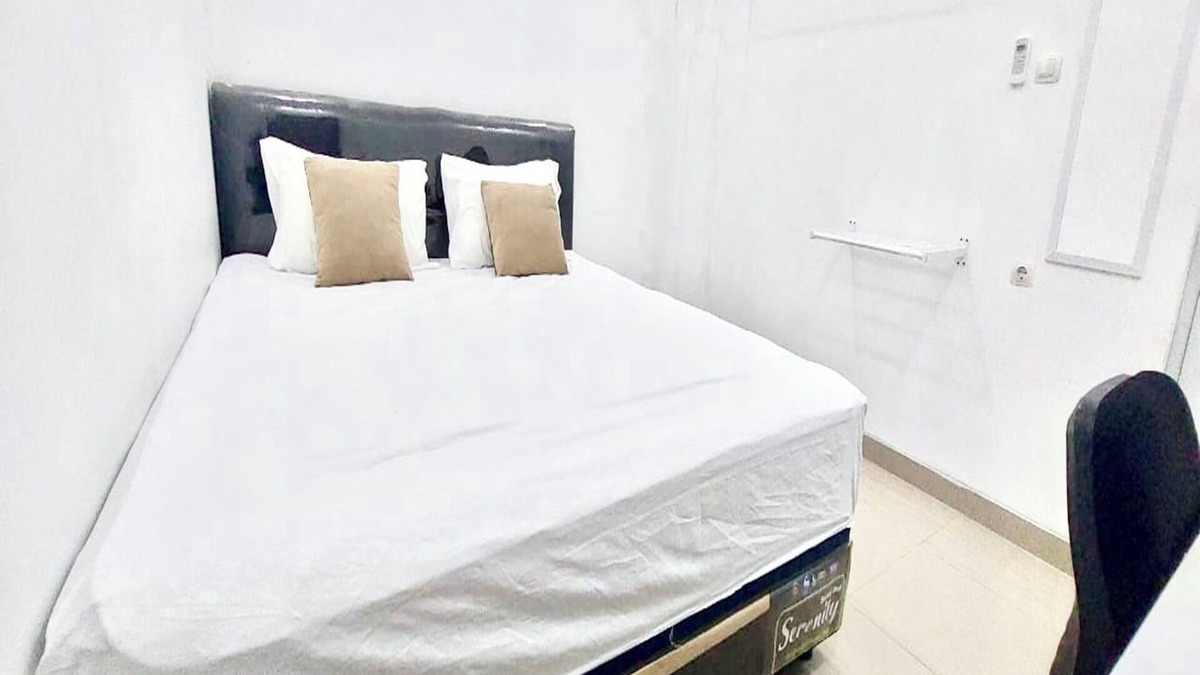 Surabaya Hotel | Hotel O Homestay Pak To Syariah