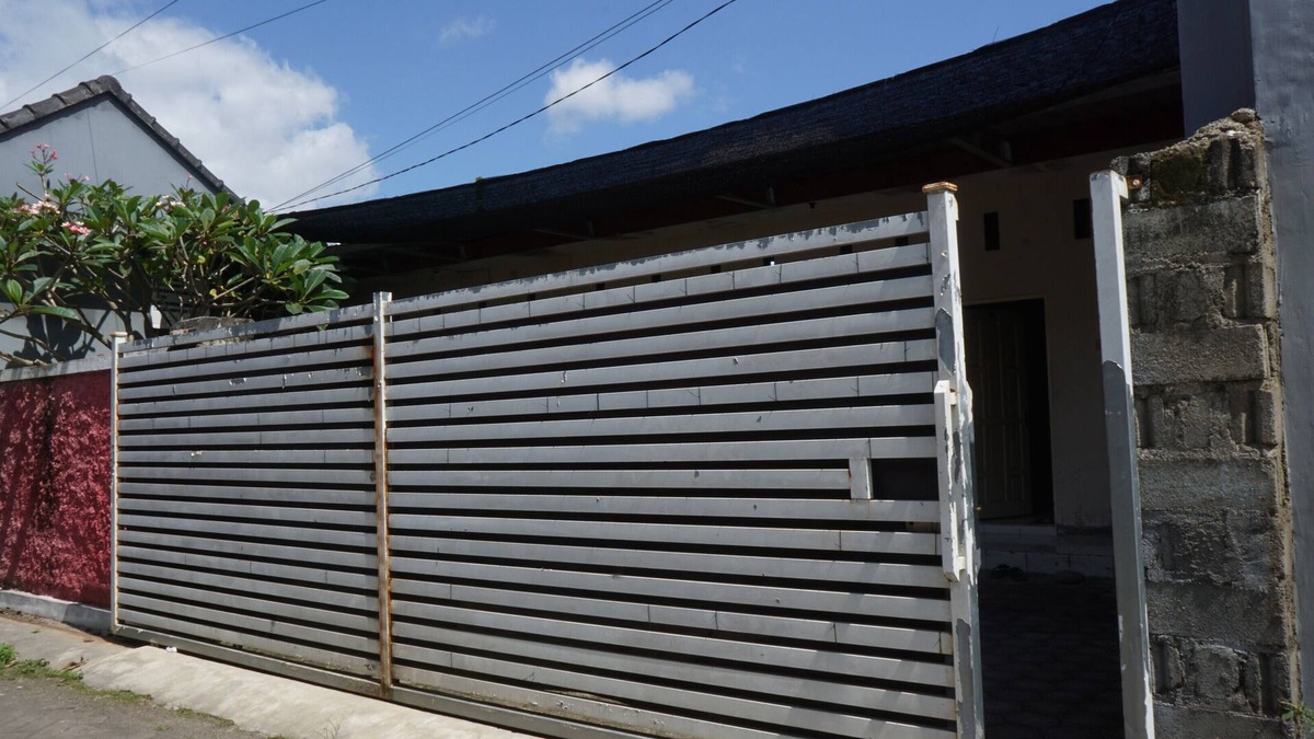 Genteng Hotel | Hotel O Hunian 99