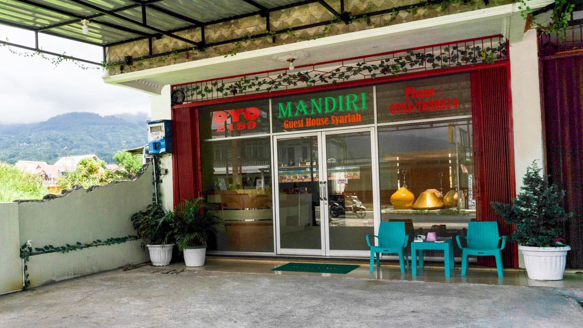 Demak Hotel | Hotel O Mandiri Guest House Syariah