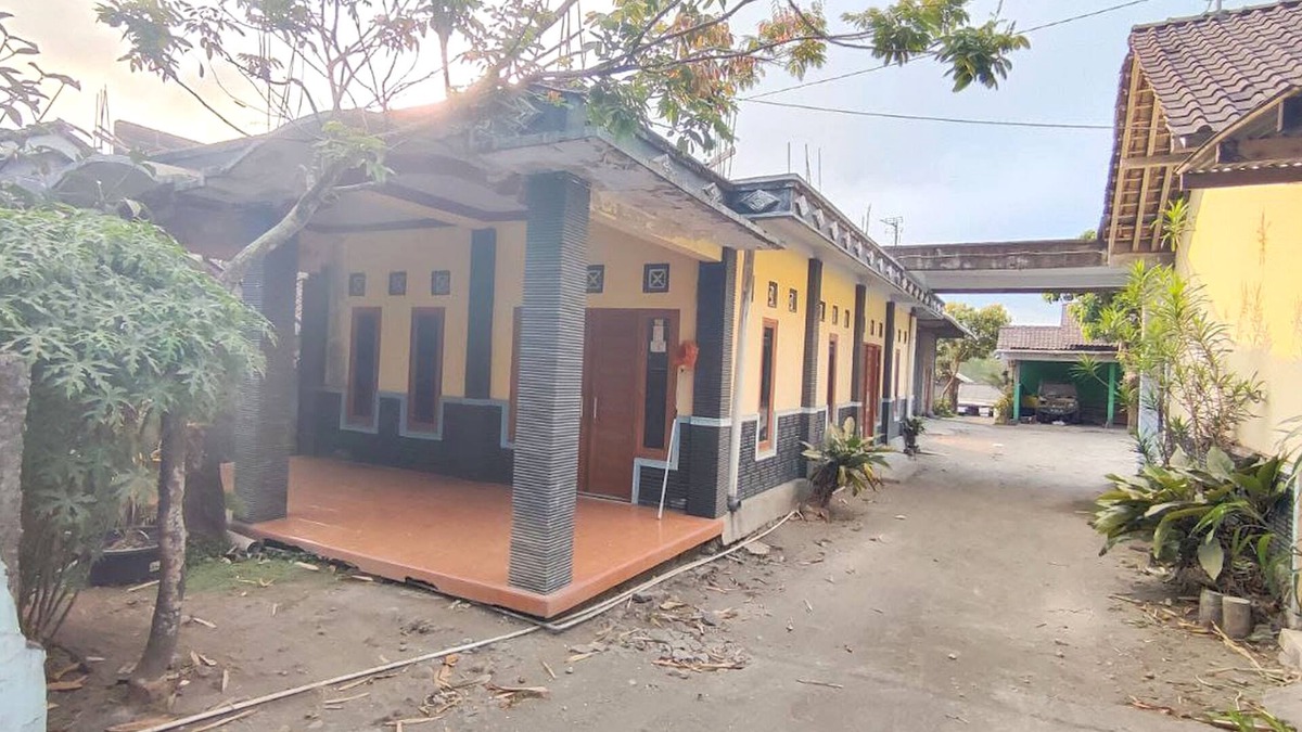 Pleret Hotel | Hotel O Pondok Wisata Kurniawan 2NearWonogondang Camp (Bumi Perkemahan Wonogondang)