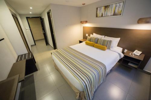 Calidonia Hotel | Hotel Ojos Del Rio