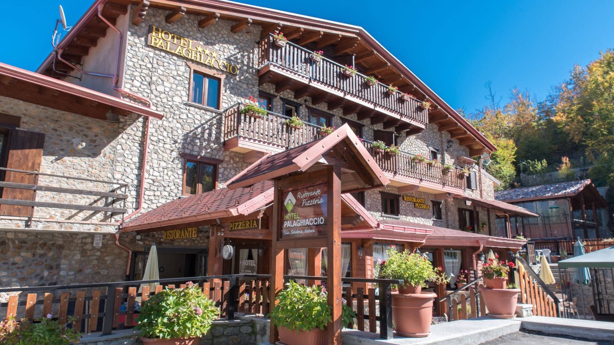 Cotronei Hotel | hotel Palaghiaccio