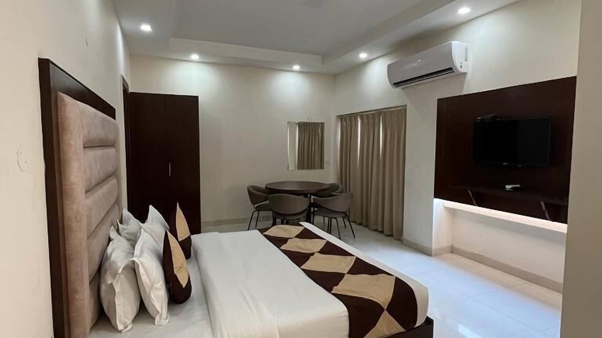 Sector 5 Hotel | HOTEL PARK ROYAL