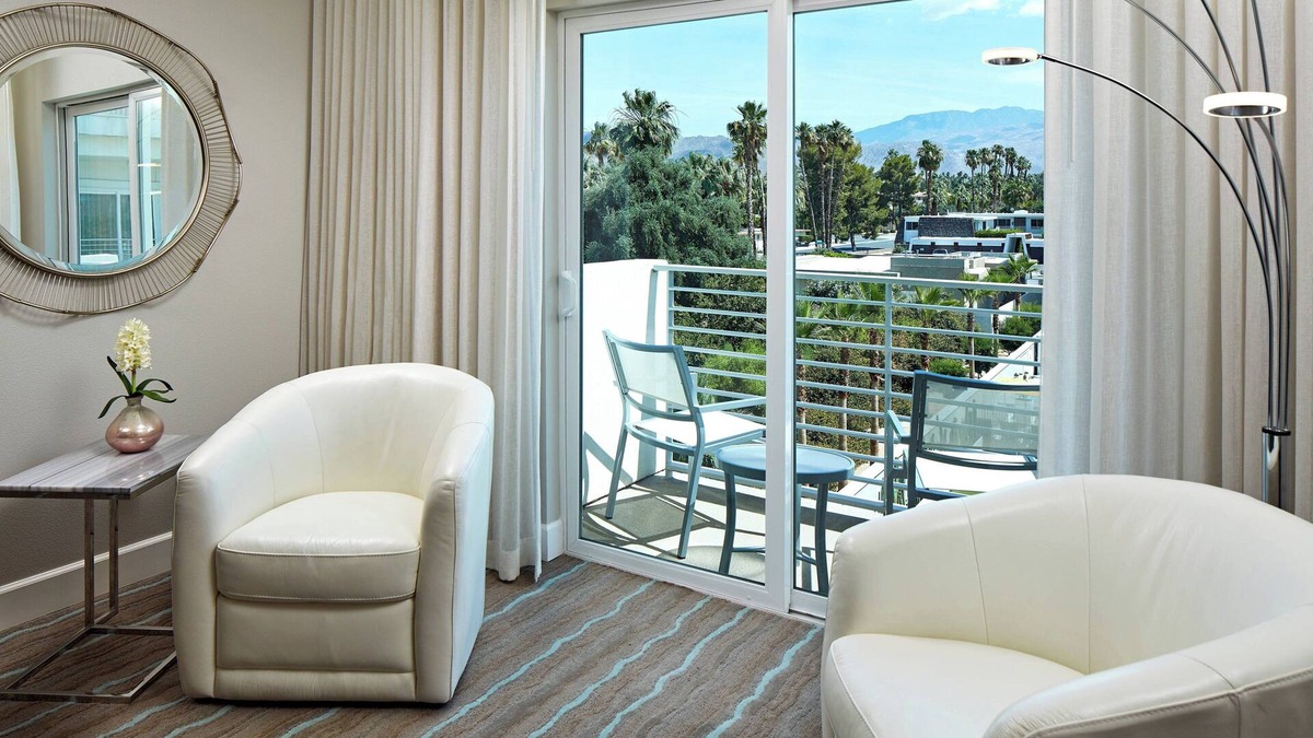 Palm Desert Hotel | Hotel Paseo, Autograph Collection by Marriott