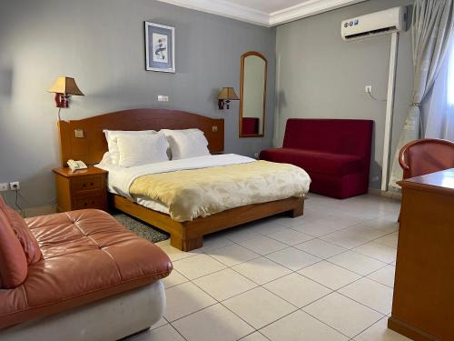 Douala Hotel | Hotel Peninsule Bonamoussadi Douala