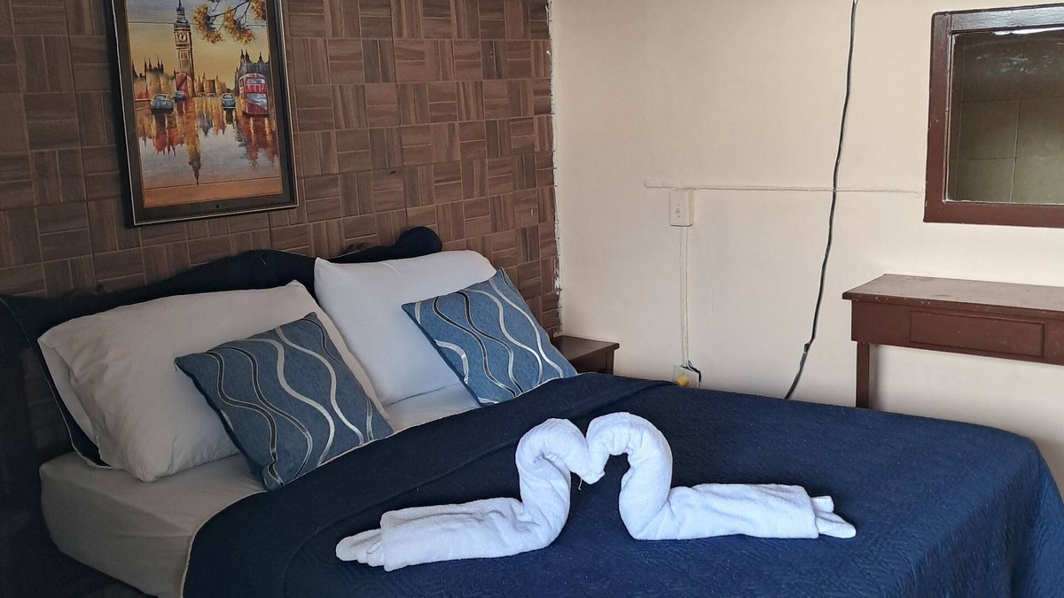 David Hotel | Hotel Pensión Galicia: your best option in David, the best value for money.