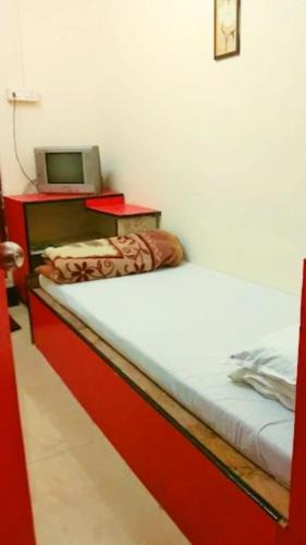 Police Bazar House | Hotel Pine City