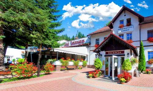 Swieradow-Zdroj Hotel | Hotel Pod Jeleniem