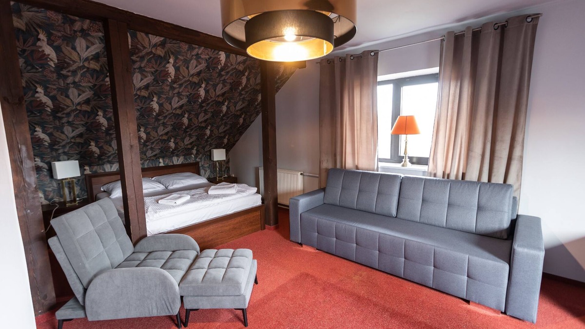 Krzyki Hotel | Hotel Podkowa