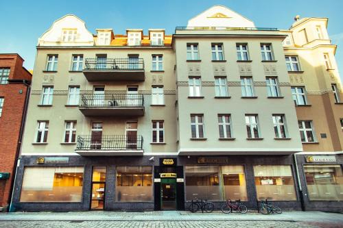 Stare Miasto Apartment | Hotel - Pokoje i Apartamenty Heban