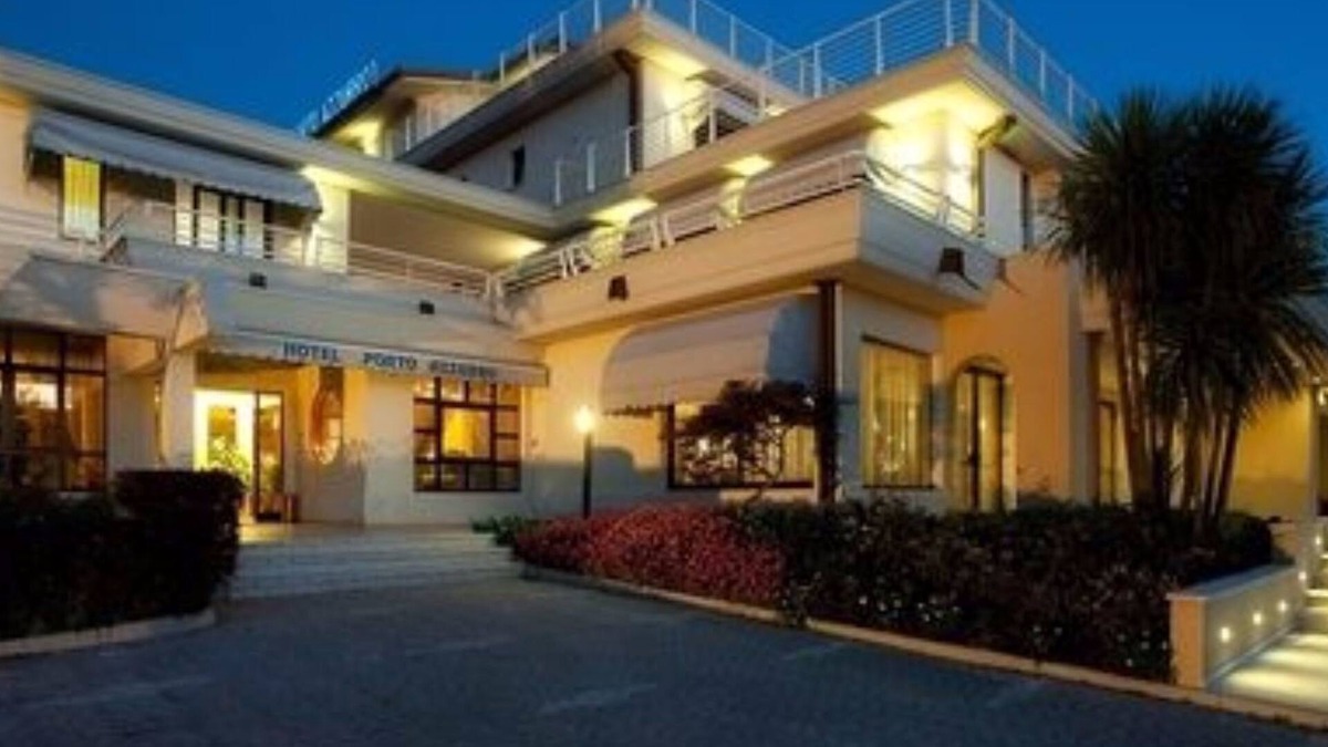 Colombare Hotel | Hotel Porto Azzurro
