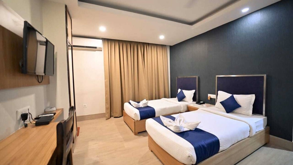 Sualkuchi Hotel | Hotel Prag Continental