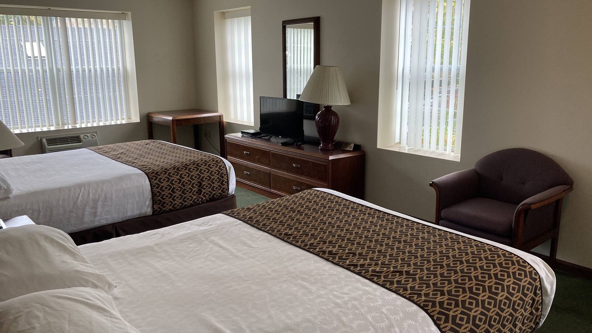Cooperstown Hotel | Hotel Pratt- Cooperstown, NY- Baseball Central- Downtown-