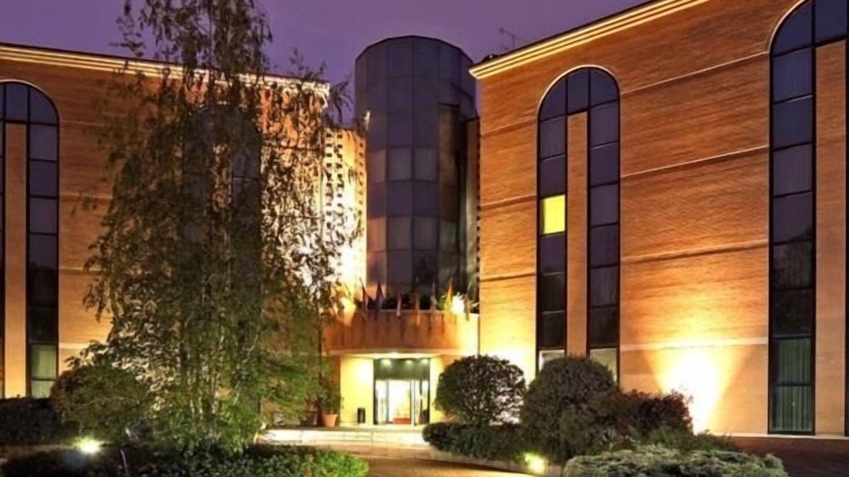 Correggio Hotel | Hotel President
