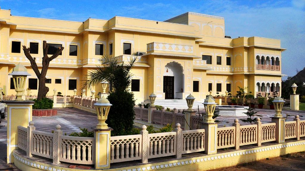 Amer Hotel | Hotel Raj Bagh Palace