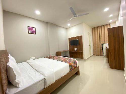 Mahipalpur Extension Apartment | Hotel Red Rose