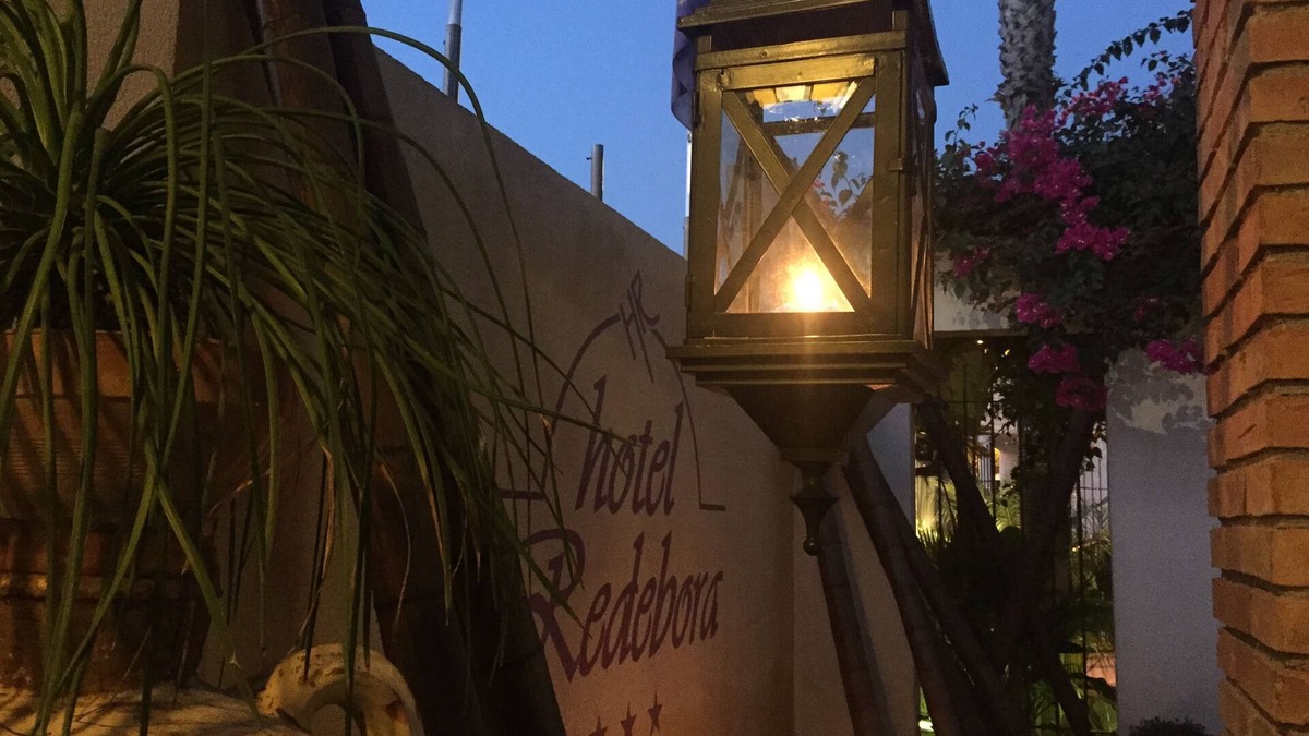 Torregrotta Hotel | Hotel Redebora