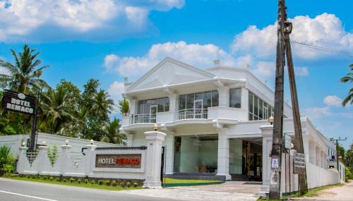 Minuwangoda Hotel | Hotel Remaco
