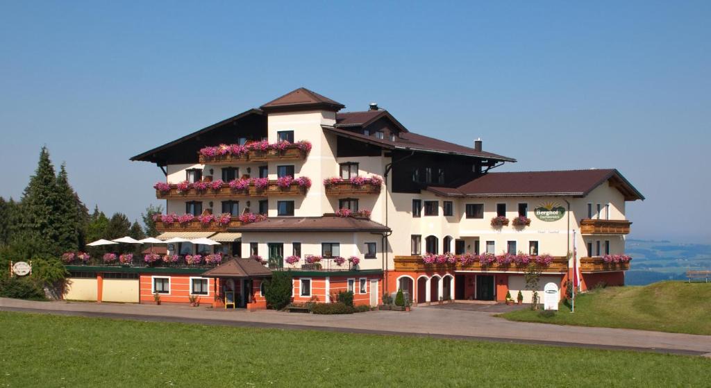 Eugendorf Hotel | Hotel-Restaurant am Hochfuchs