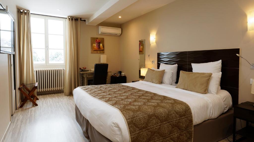 Arbois Hotel | Hotel-restaurant Les Caudalies