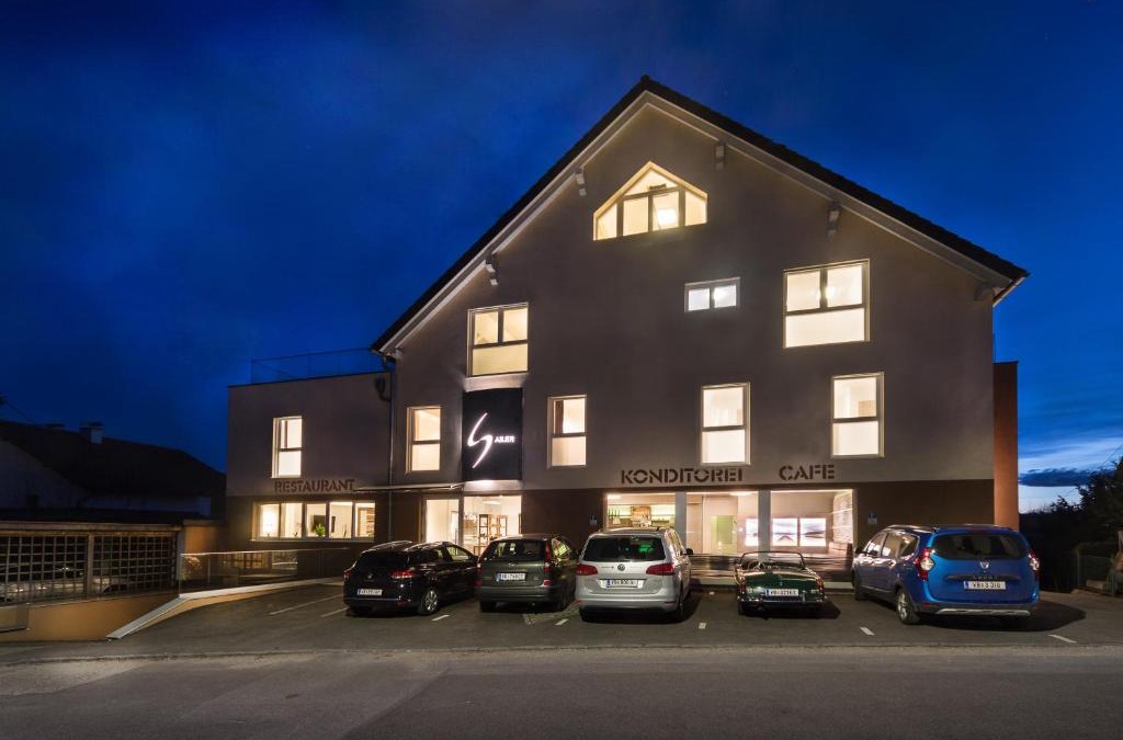 Seewalchen am Attersee Hotel | Hotel Restaurant Sailer
