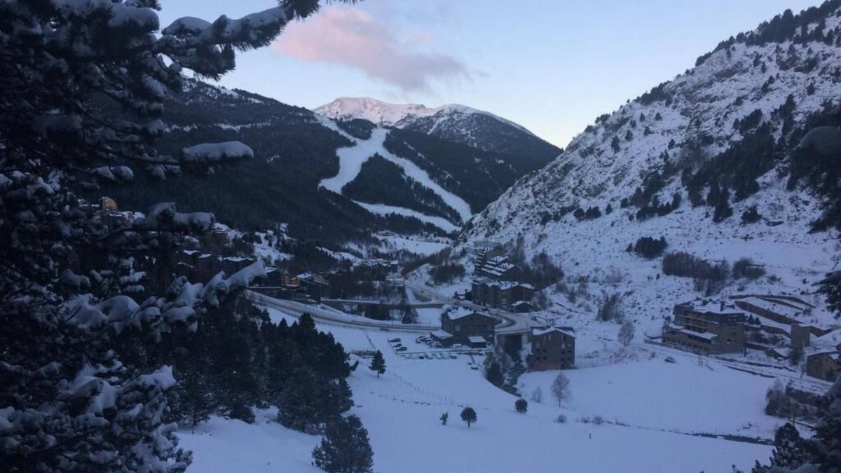 Incles Hotel | Hotel Roc de St Miquel