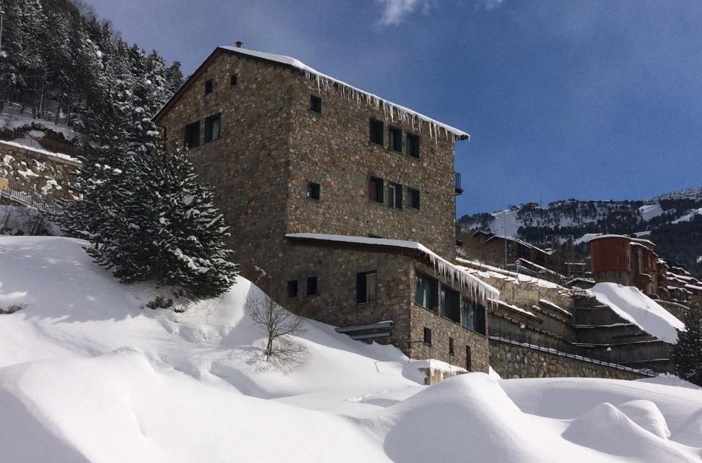 Incles Hotel | Hotel Roc de St Miquel & Apartment