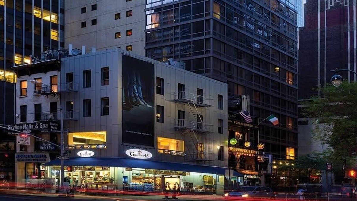 Midtown East Condo | Hotel Room in New York City!