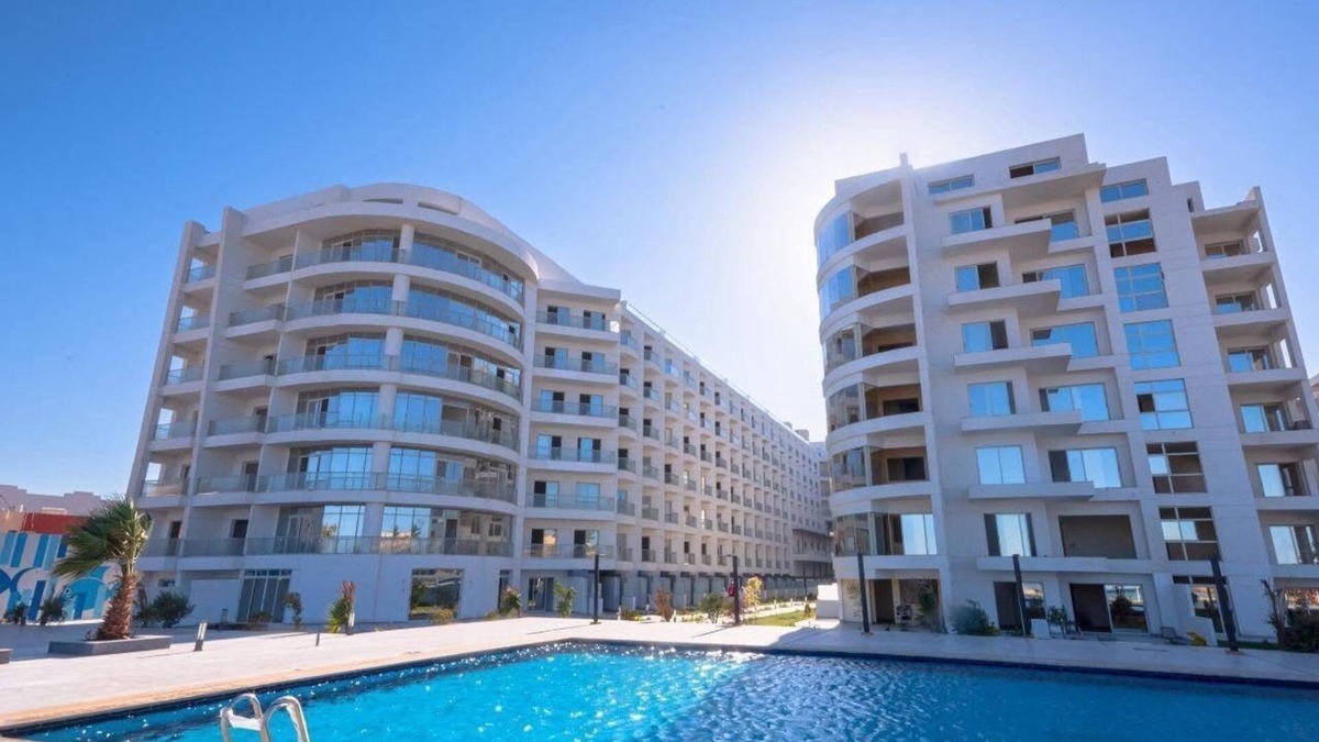 Corniche Road-Dahar Hotel | Hotel room Scandic Resort