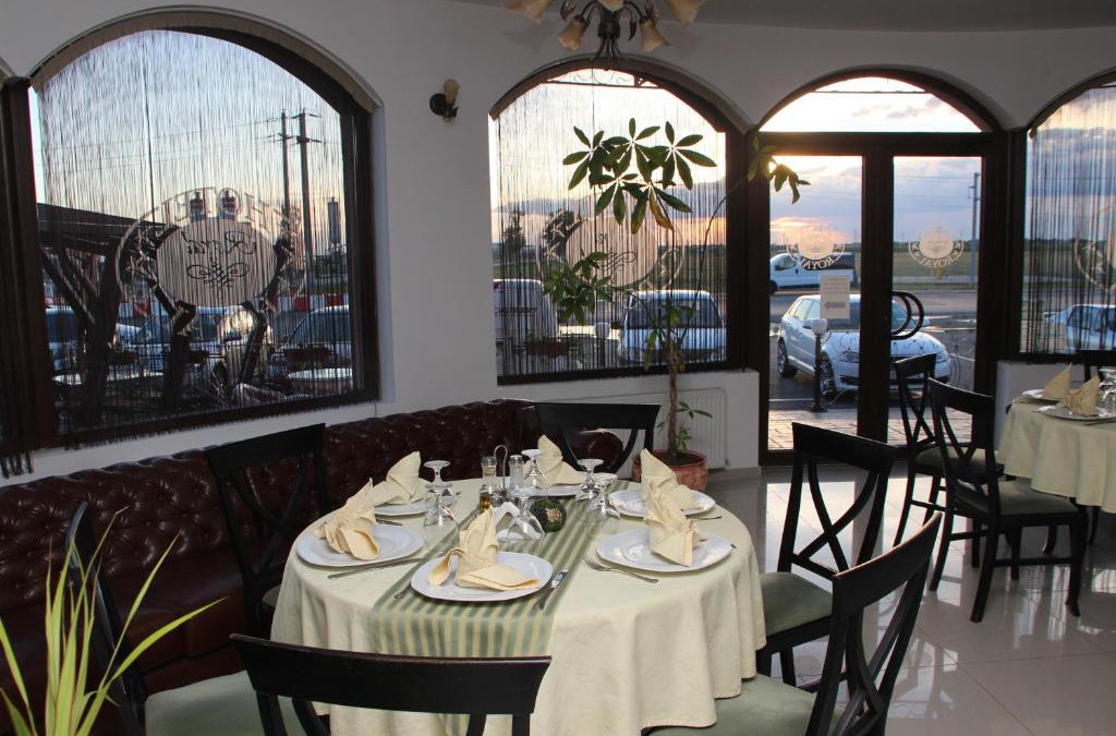 Urziceni Hotel | Hotel Royal 2