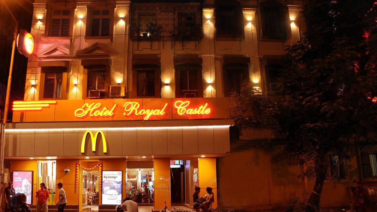 Prabhadevi Hotel | Hotel Royal Castle