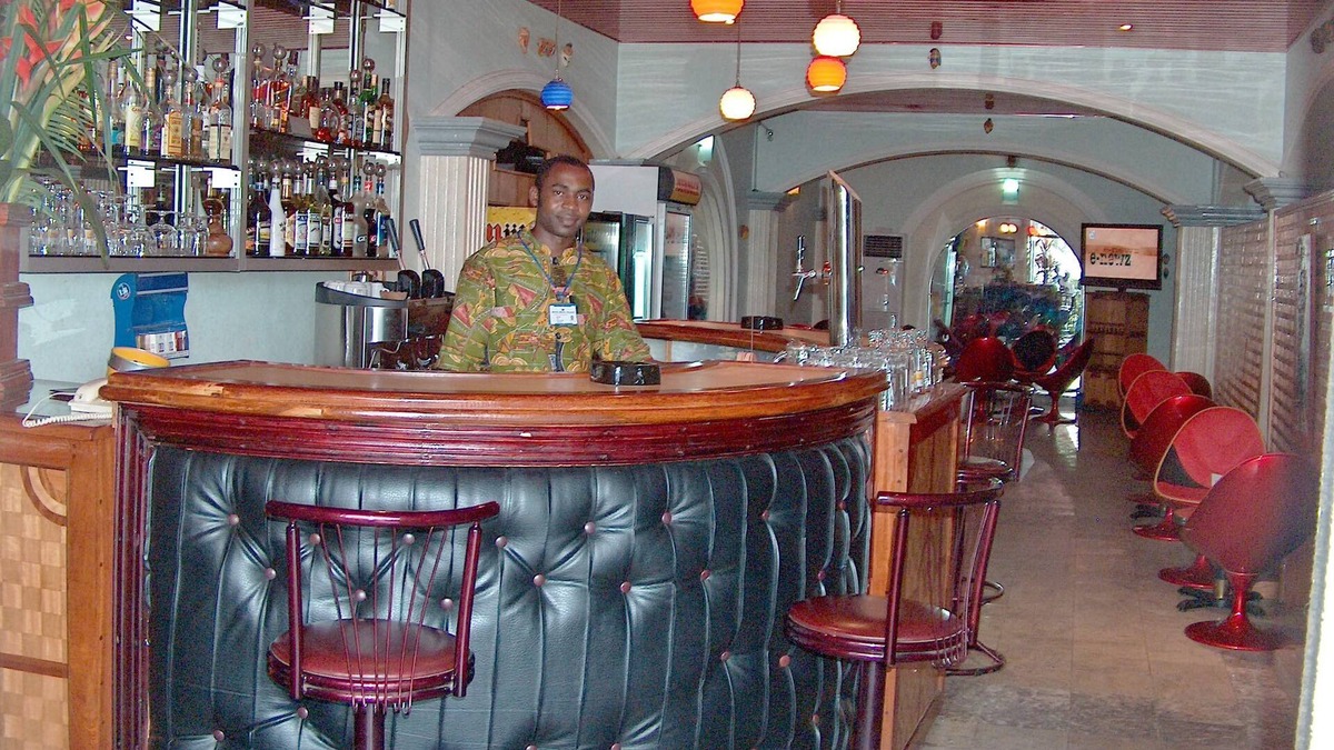Bonaberi Hotel | Hotel Royal Palace