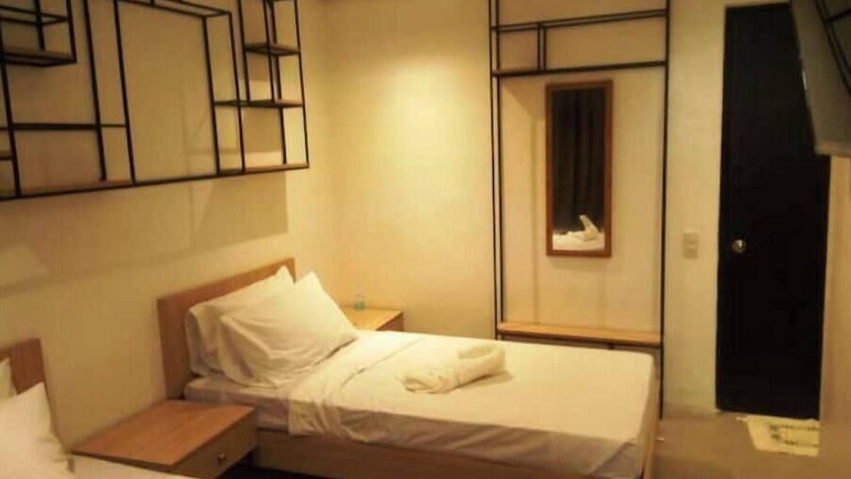 Baler Hotel | Hotel Rupert Atienza- Deluxe Room Double Bed 2