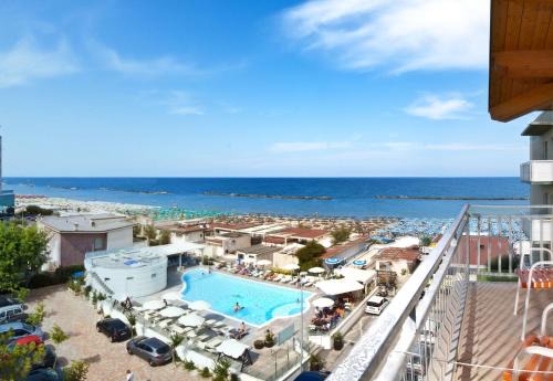 Lido di Savio Hotel | Hotel Saint Tropez SPA & Restaurant