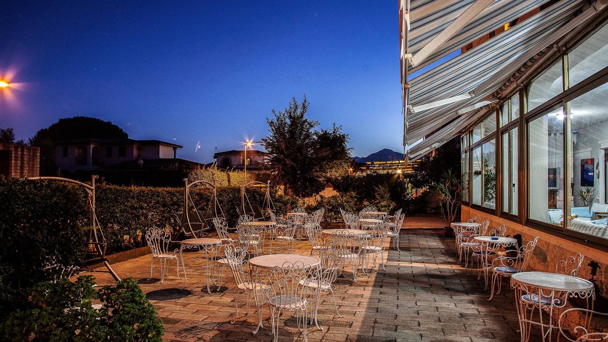 San Teodoro City Centre Hotel | Hotel Sandalyon