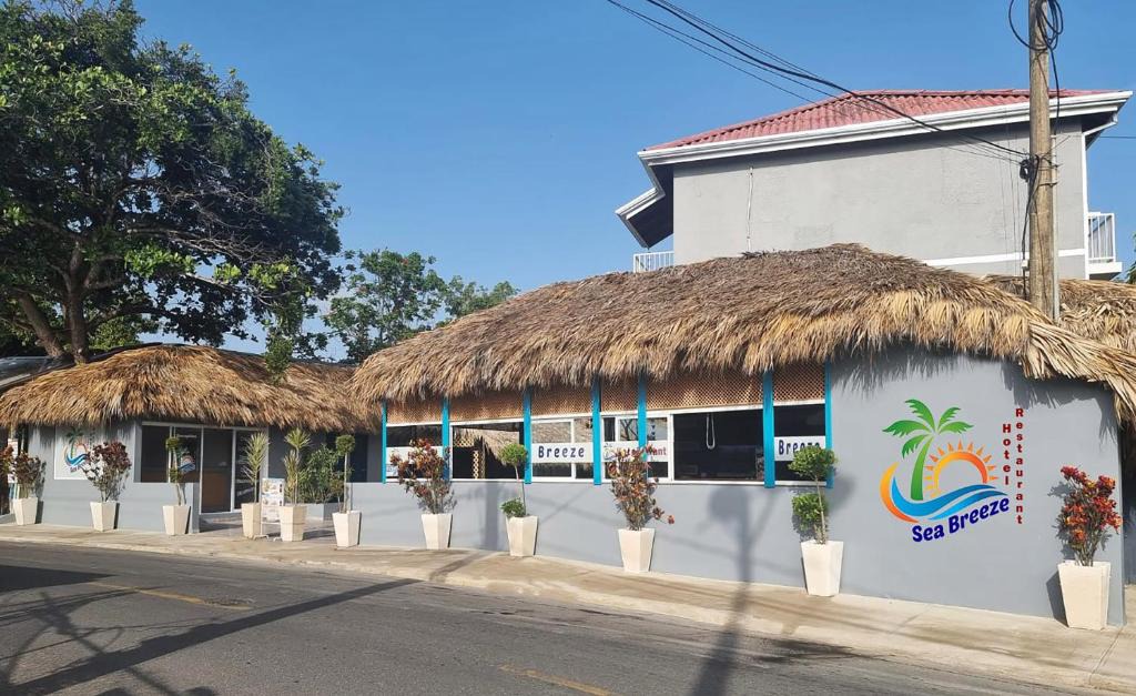 El Batey Hotel | Hotel Sea Breeze Sosua