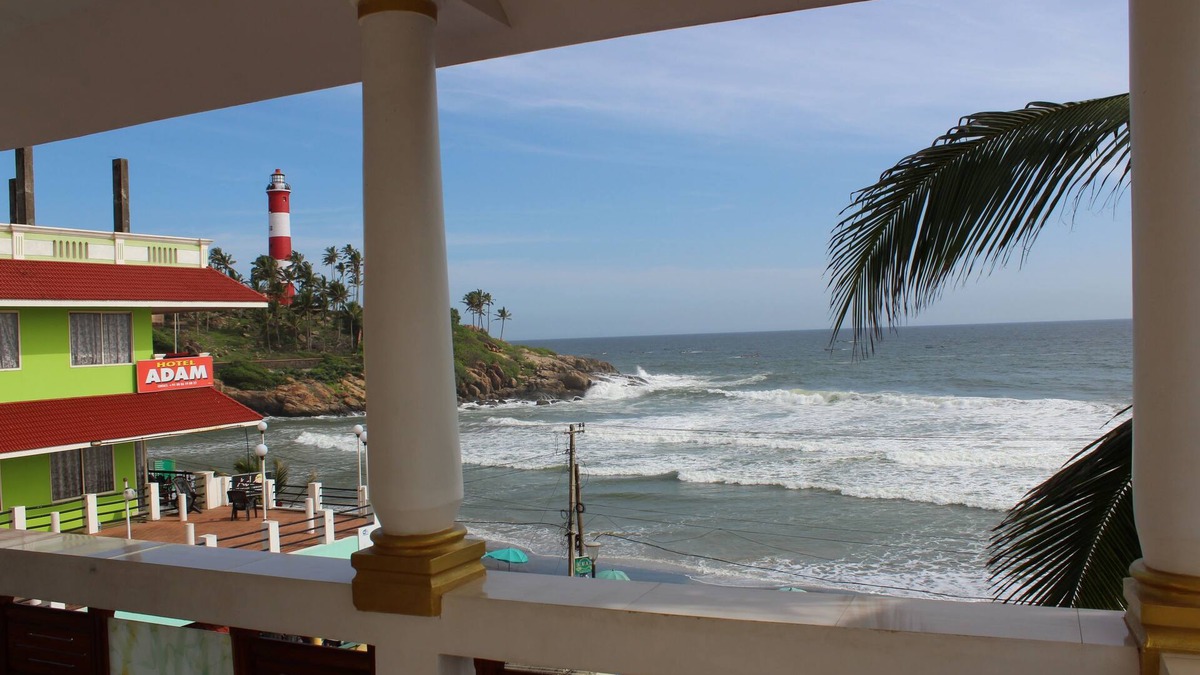 Kovalam Hotel | Hotel Sea View Palace - The Beach Hotel, Kovalam