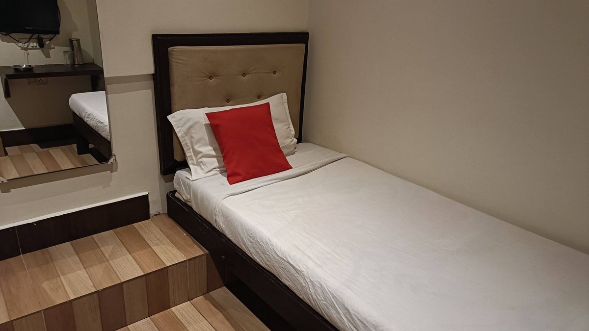 Police Bazar Hotel | Hotel Serene