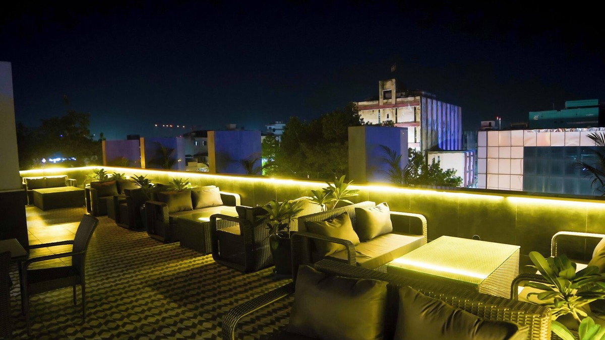 Maharana Pratap Nagar Hotel | Hotel shri anand Vilas