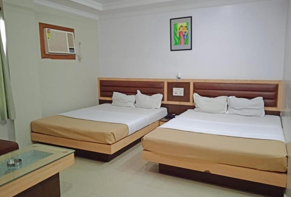 Paltan Bazaar Hotel | Hotel Surya, Guwahati