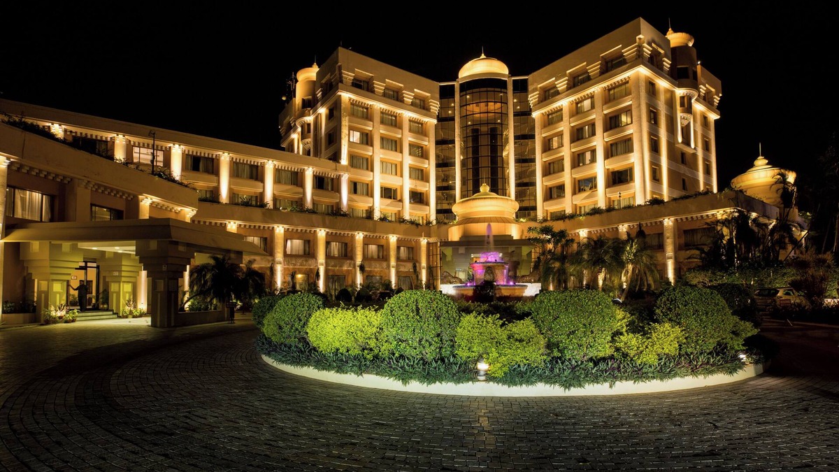 Jayadev Vihar Hotel | Hotel Swosti Premium