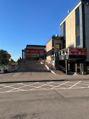 Aviapolis Hotel | Hotel Tikkurila