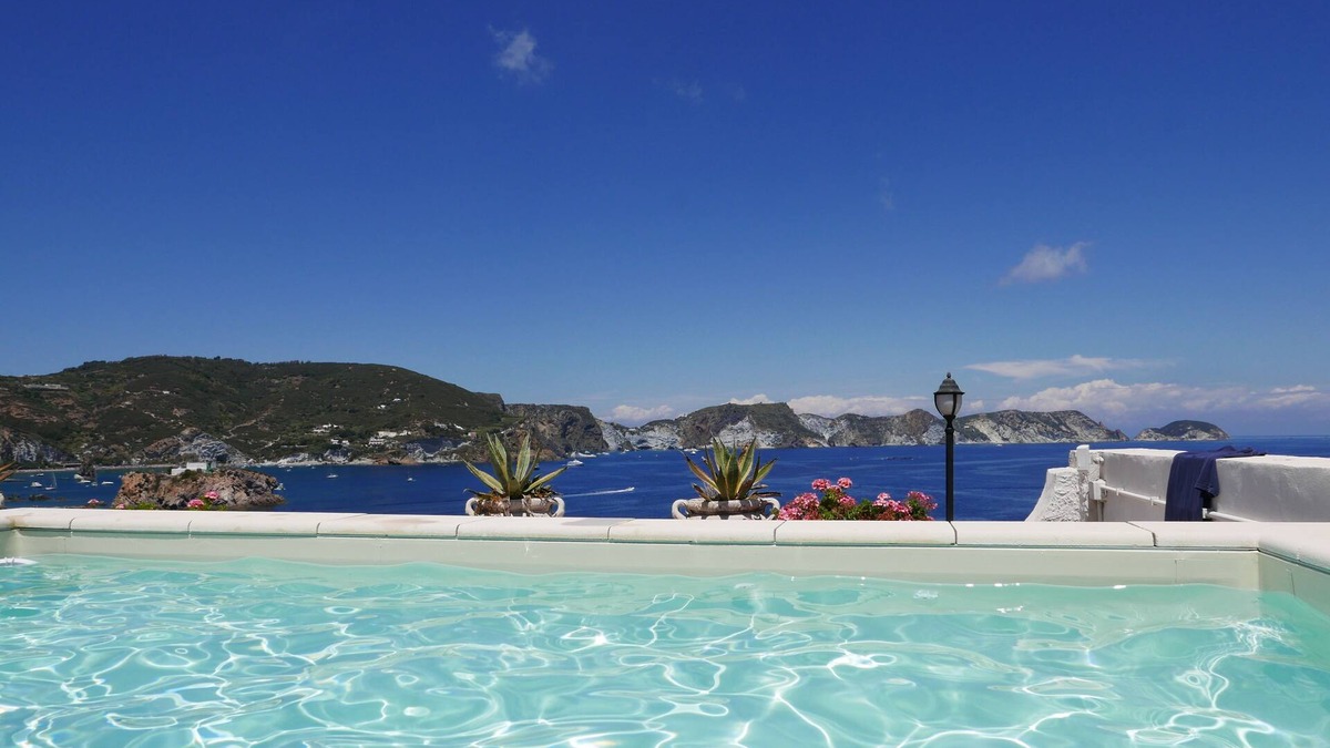 Ponza Hotel | Hotel Torre dei Borboni