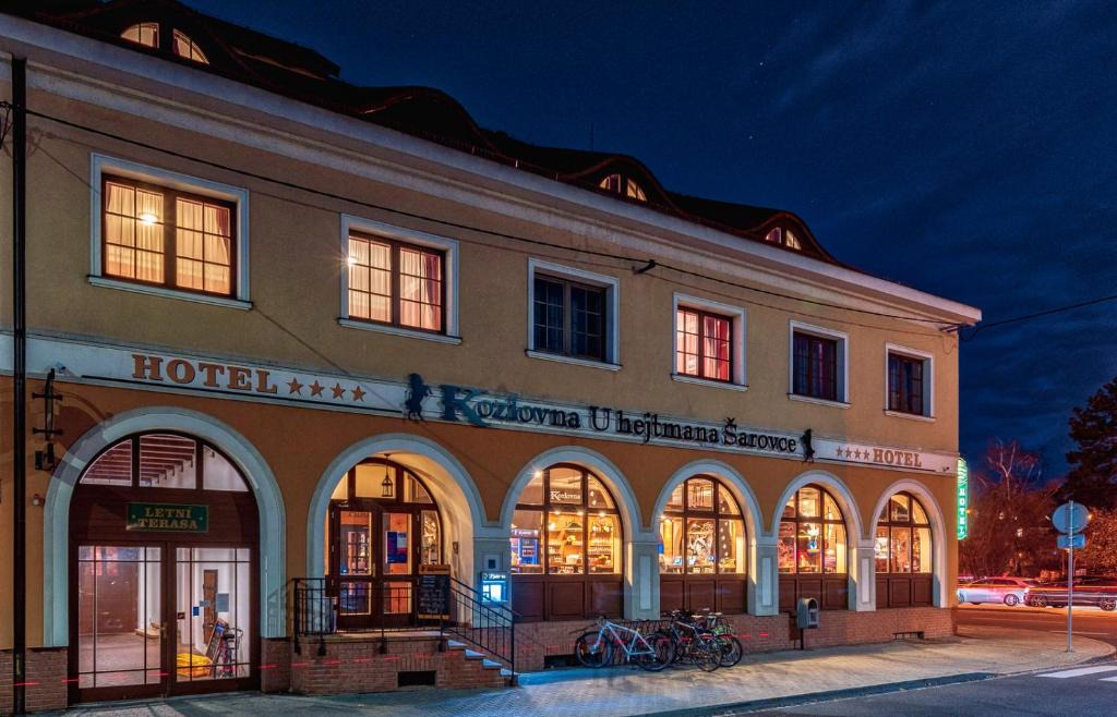 Uherske Hradiste Hotel | Hotel U Hejtmana Šarovce