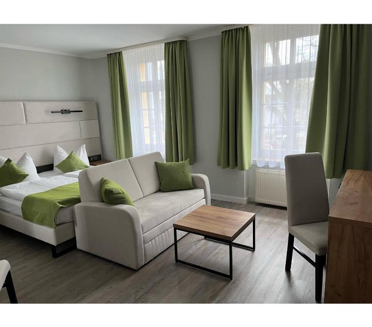 Woltersdorf Hotel | Hotel und Restaurant Kranichsberg