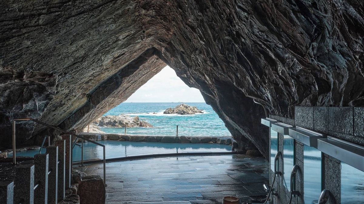 Katsuura House | Hotel Urashima