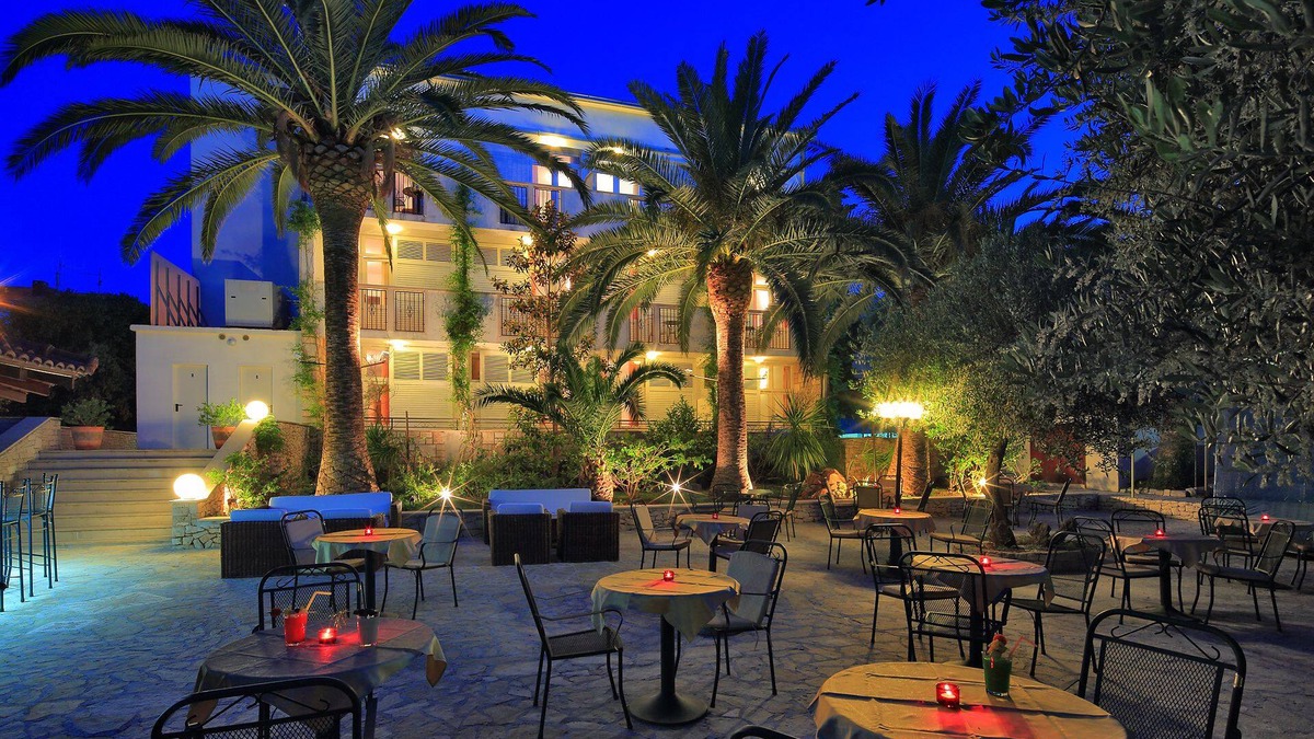 Supetar Hotel | Hotel Villa Adriatica - Adults only